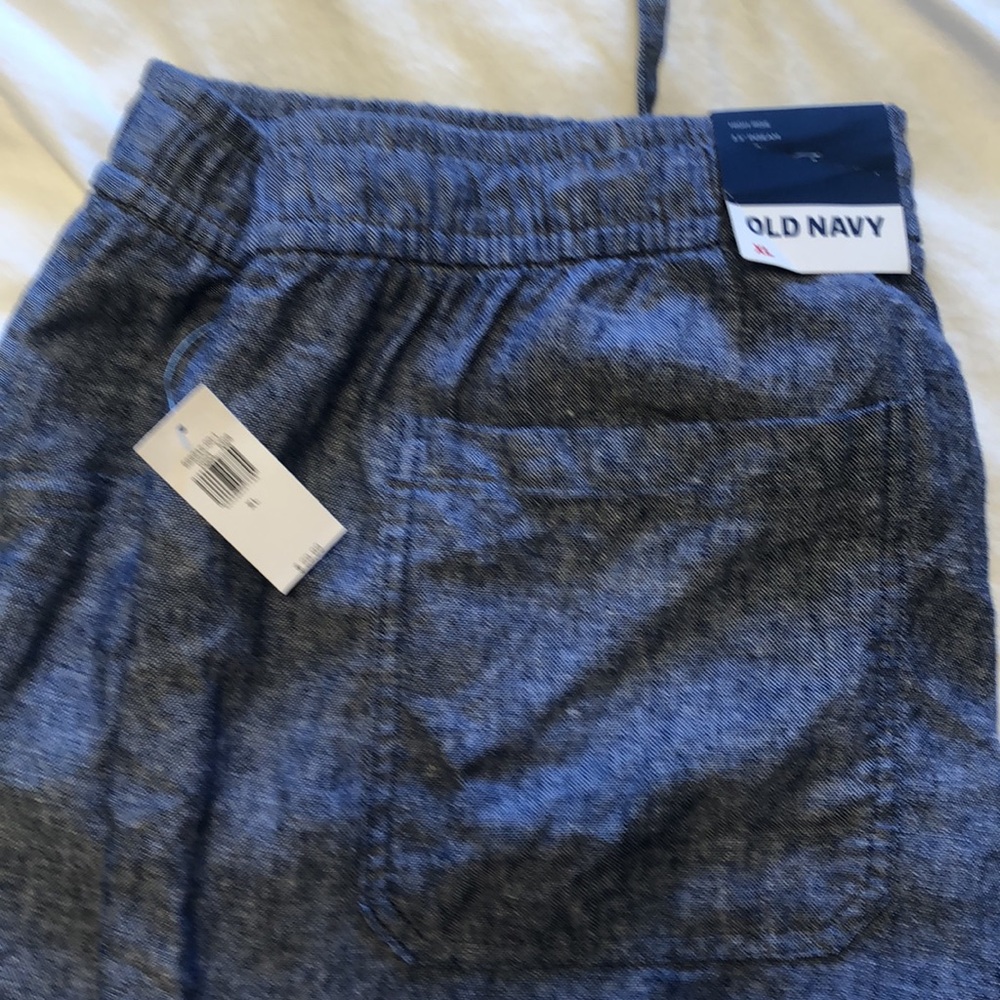 Old Navy Linen Shorts - Picture 4 of 11